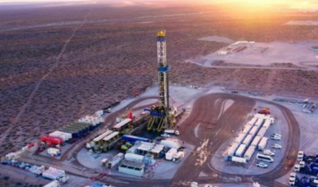 La producción de petróleo en Argentina alcanzó en agosto su mayor nivel (desde 1999) impulsada por Vaca Muerta