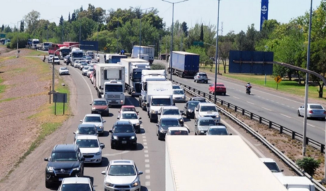 El Gobierno modifica el sistema de certificación de vehículos de transporte de cargas y pasajeros.