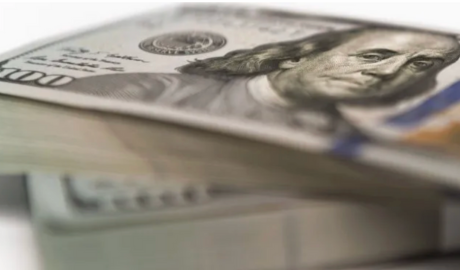El dólar oficial se da vuelta y sube mientras el mercado apunta al Tesoro por posibles intervenciones